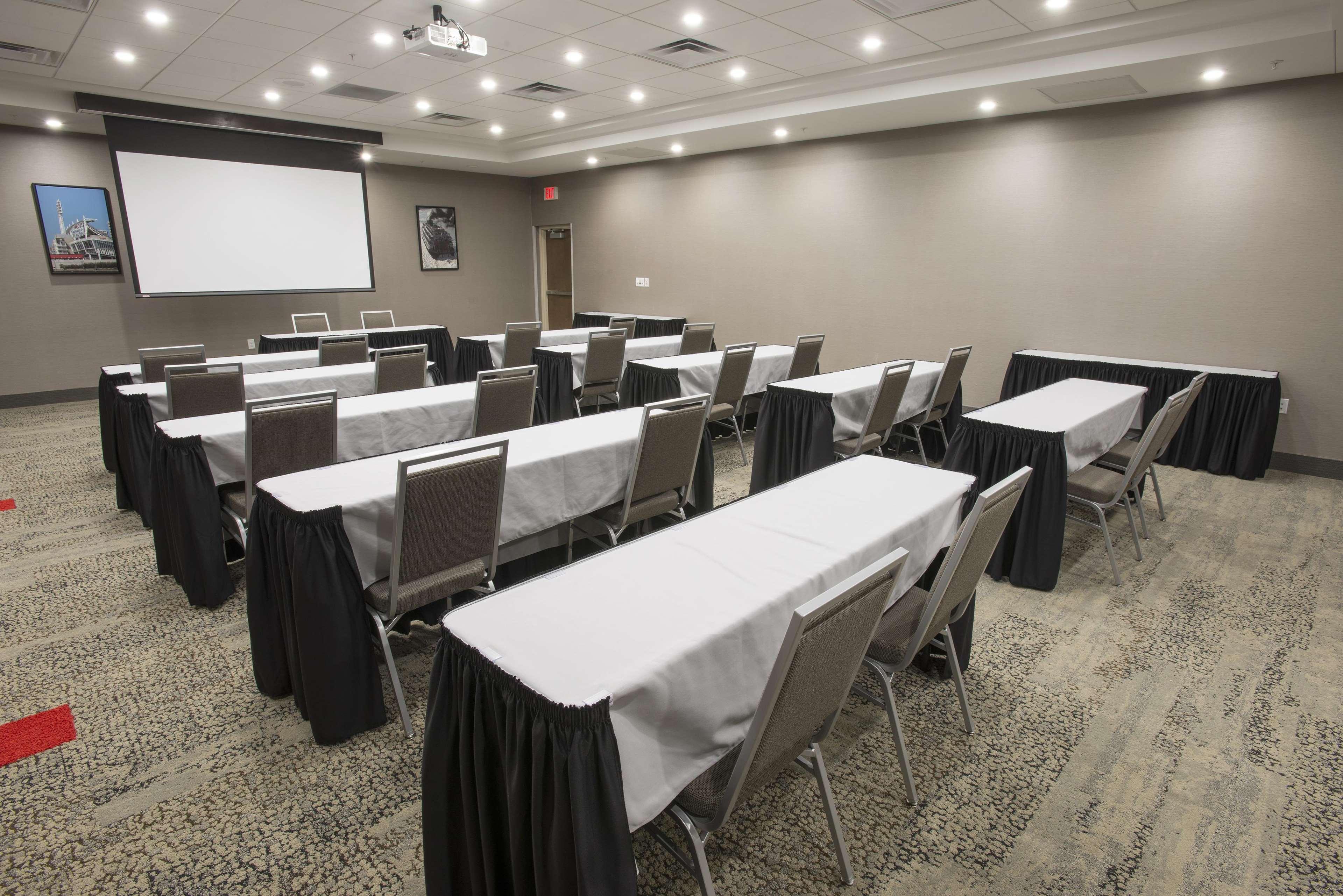 Hampton Inn & Suites - Cincinnati/Kenwood, Oh Silverton Εξωτερικό φωτογραφία